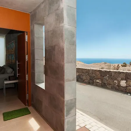 1 In Par 4 By Interhome * Las Palmas