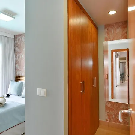 1 In Par 4 By Interhome * Las Palmas