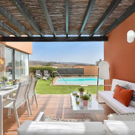 1 In Par 4 By Interhome * Las Palmas